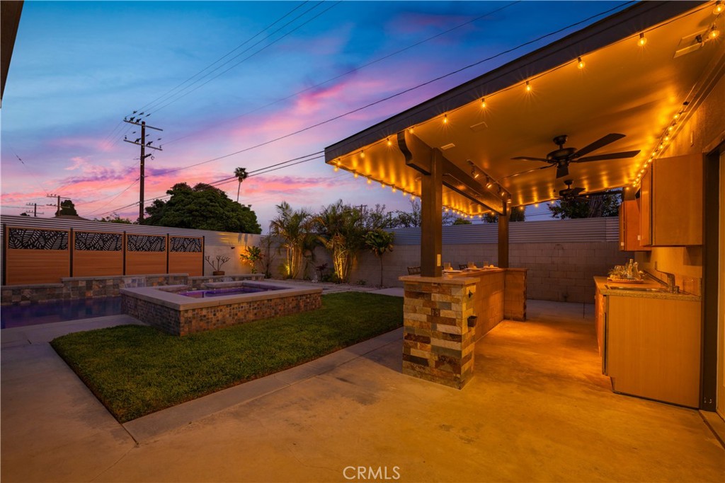 6020 E Walton Street