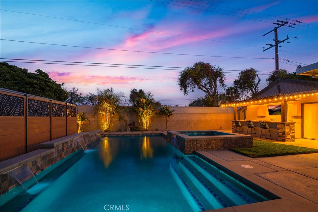 6020 E Walton Street