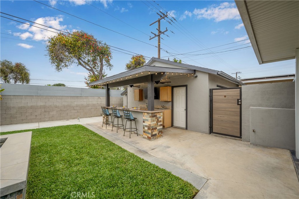 6020 E Walton Street