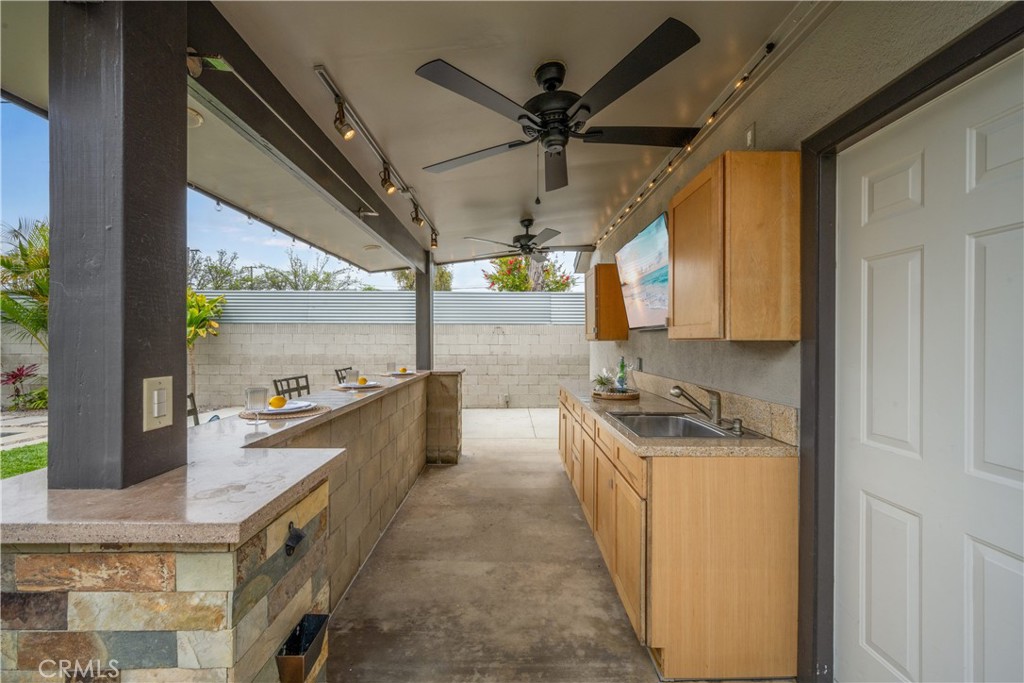 6020 E Walton Street