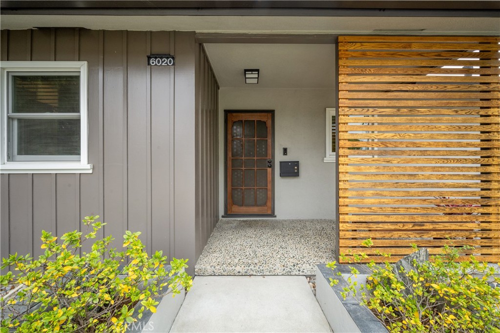 6020 E Walton Street