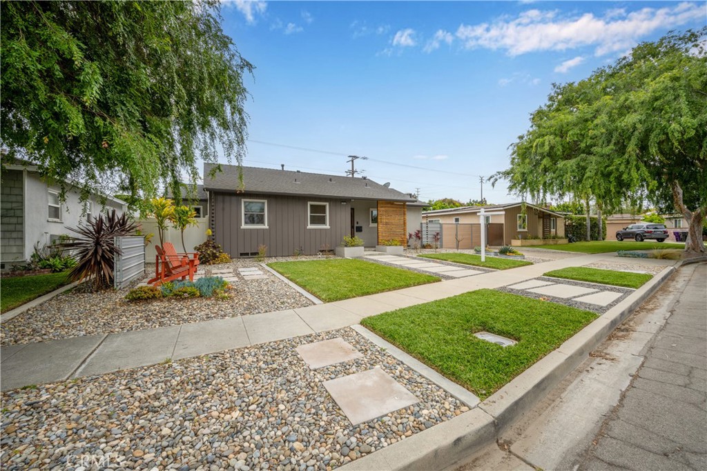 6020 E Walton Street