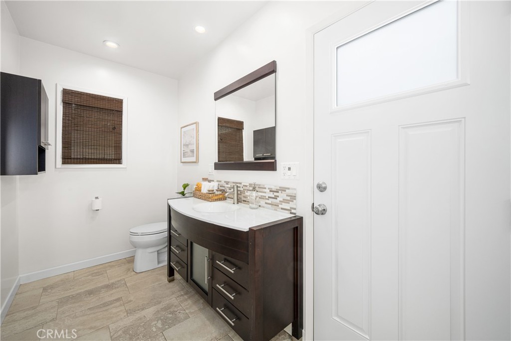 6020 E Walton Street