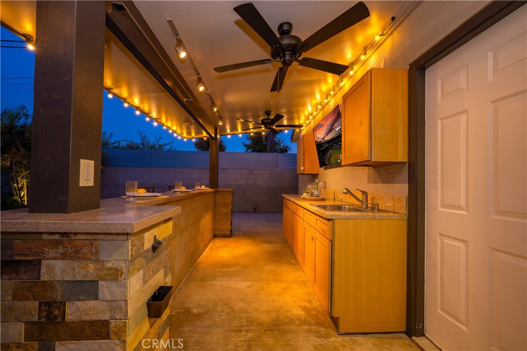 6020 E Walton Street