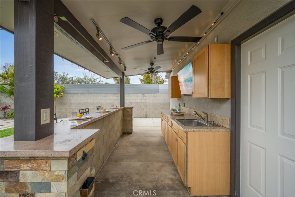 6020 E Walton Street