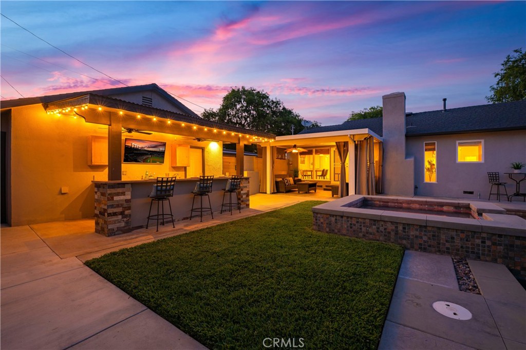 6020 E Walton Street