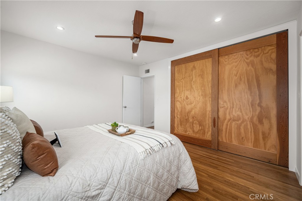 6020 E Walton Street