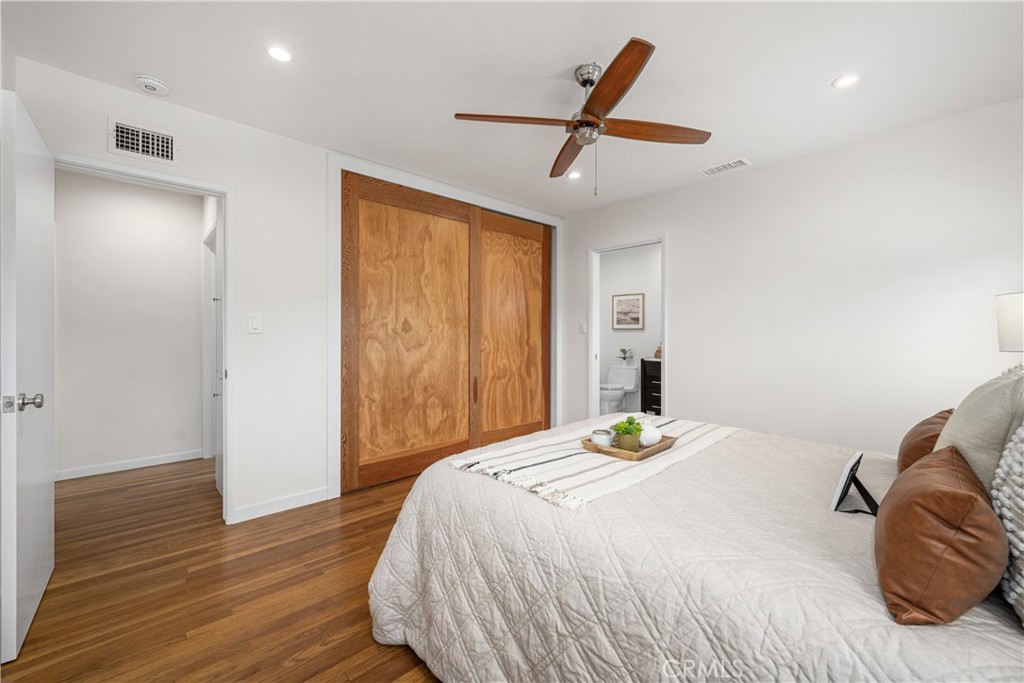 6020 E Walton Street