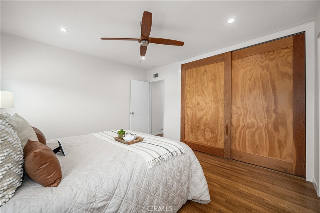 6020 E Walton Street