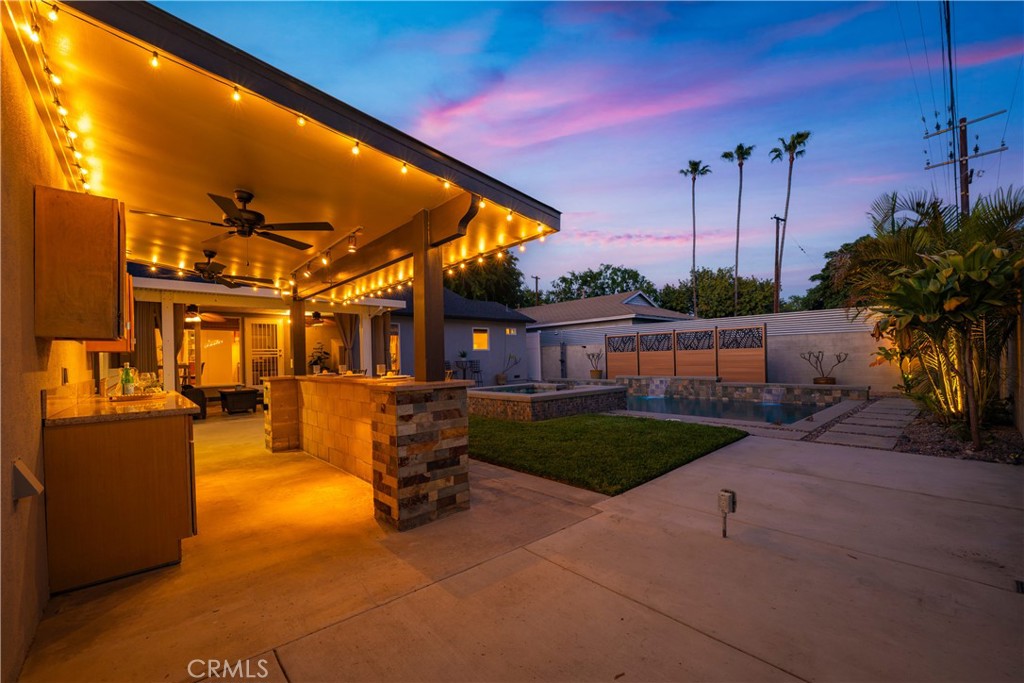 6020 E Walton Street