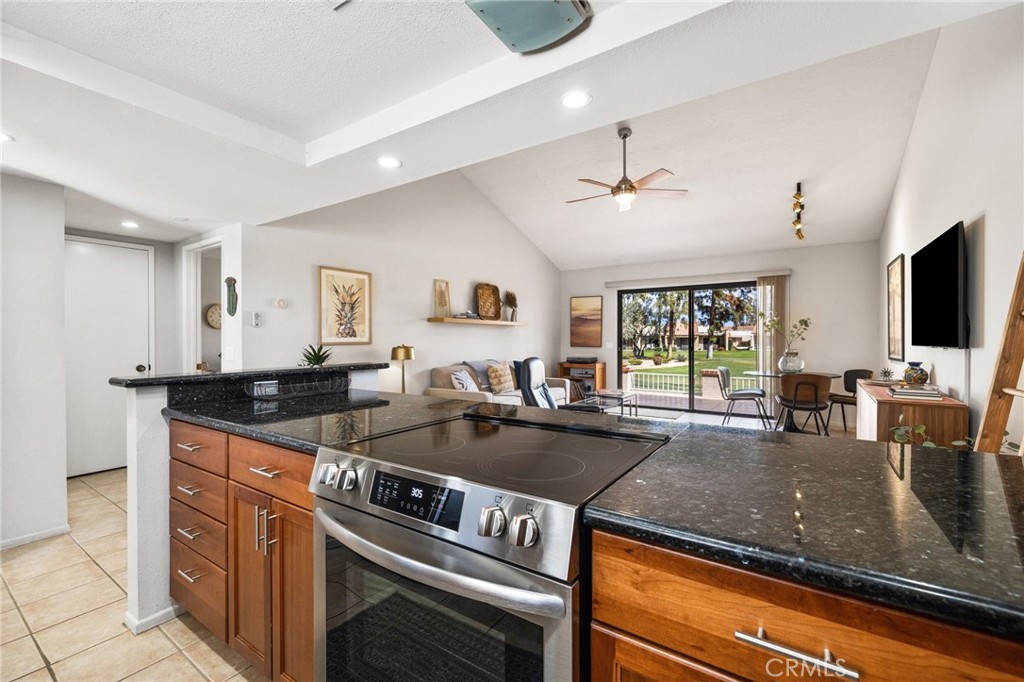 41032 Interlachen Lane