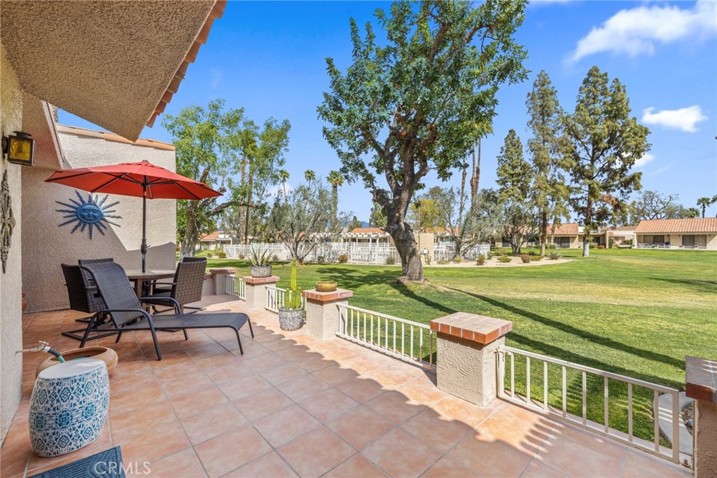 41032 Interlachen Lane