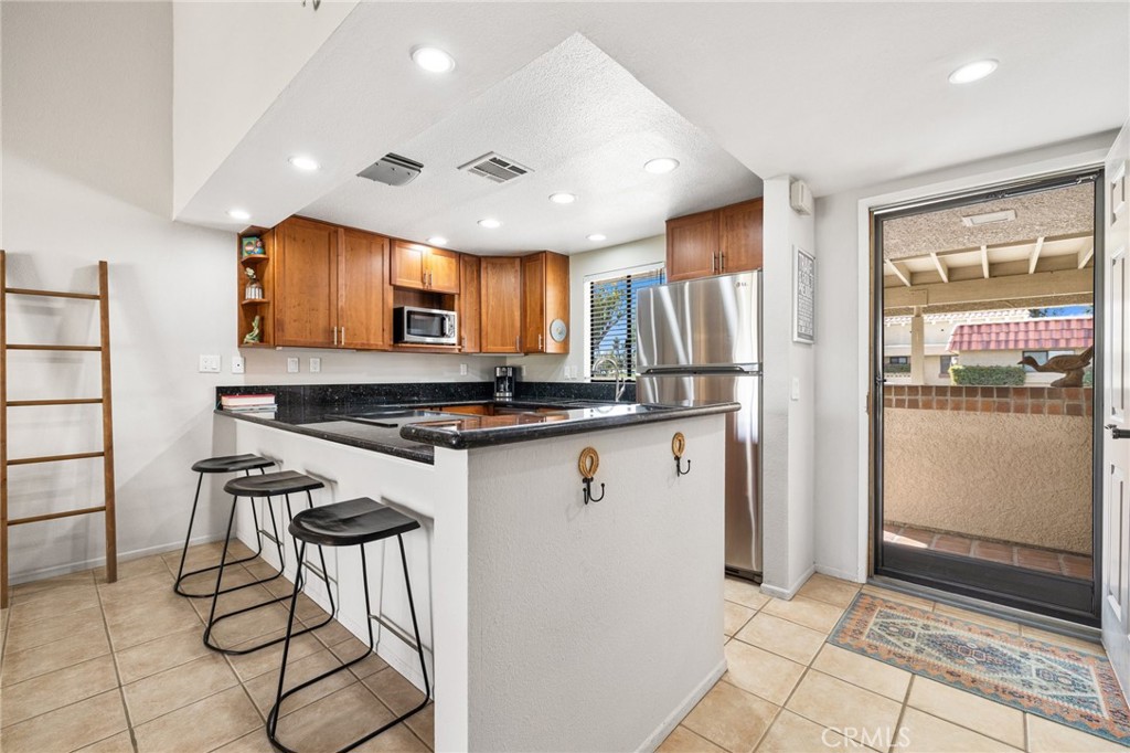 41032 Interlachen Lane