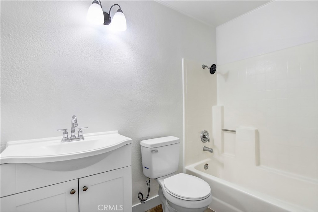 702 Clearwater Drive