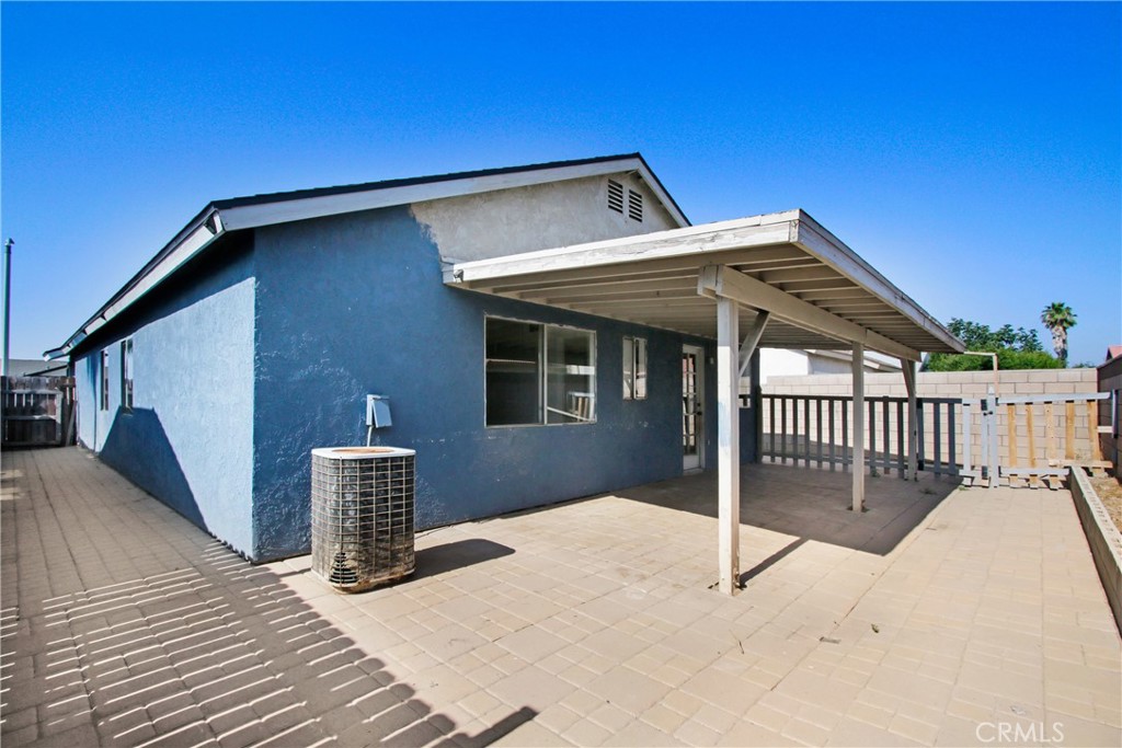 702 Clearwater Drive