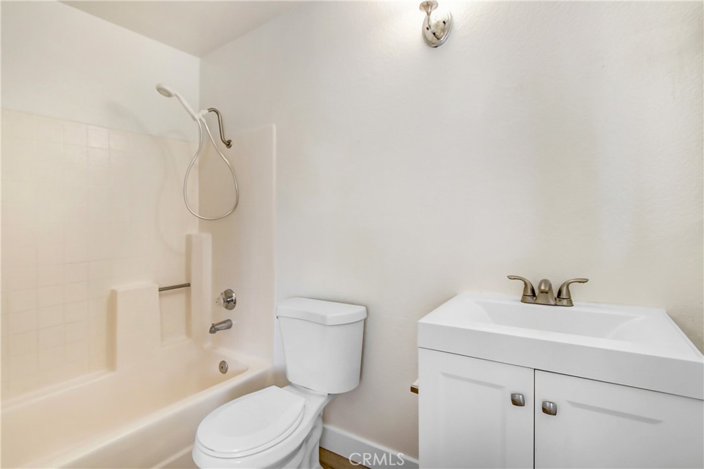 702 Clearwater Drive