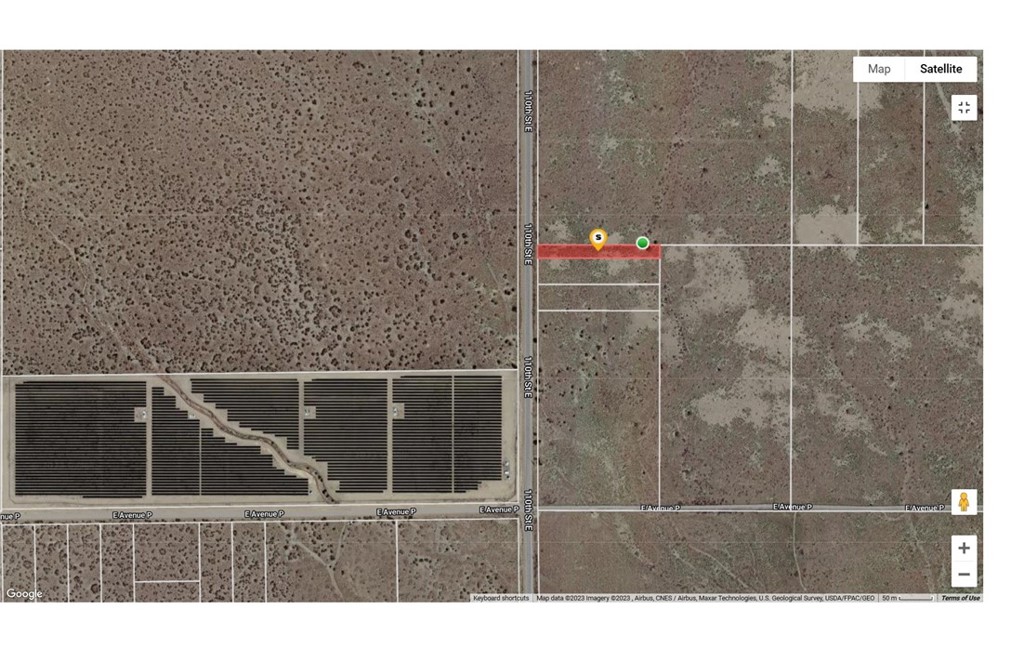 0 110 St. E + AVE O12