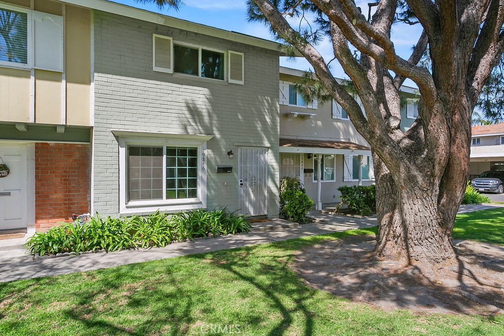 19846 Kingswood Lane