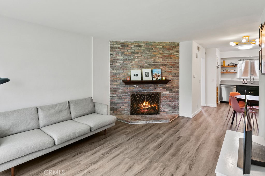 19846 Kingswood Lane