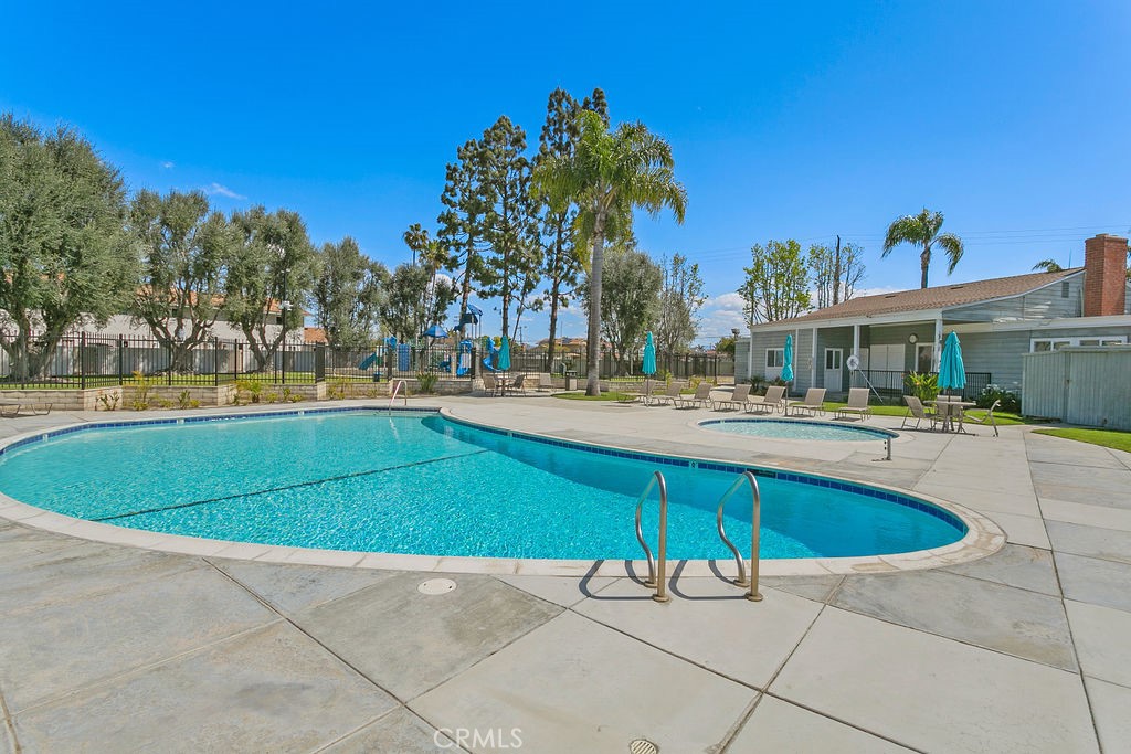 19846 Kingswood Lane