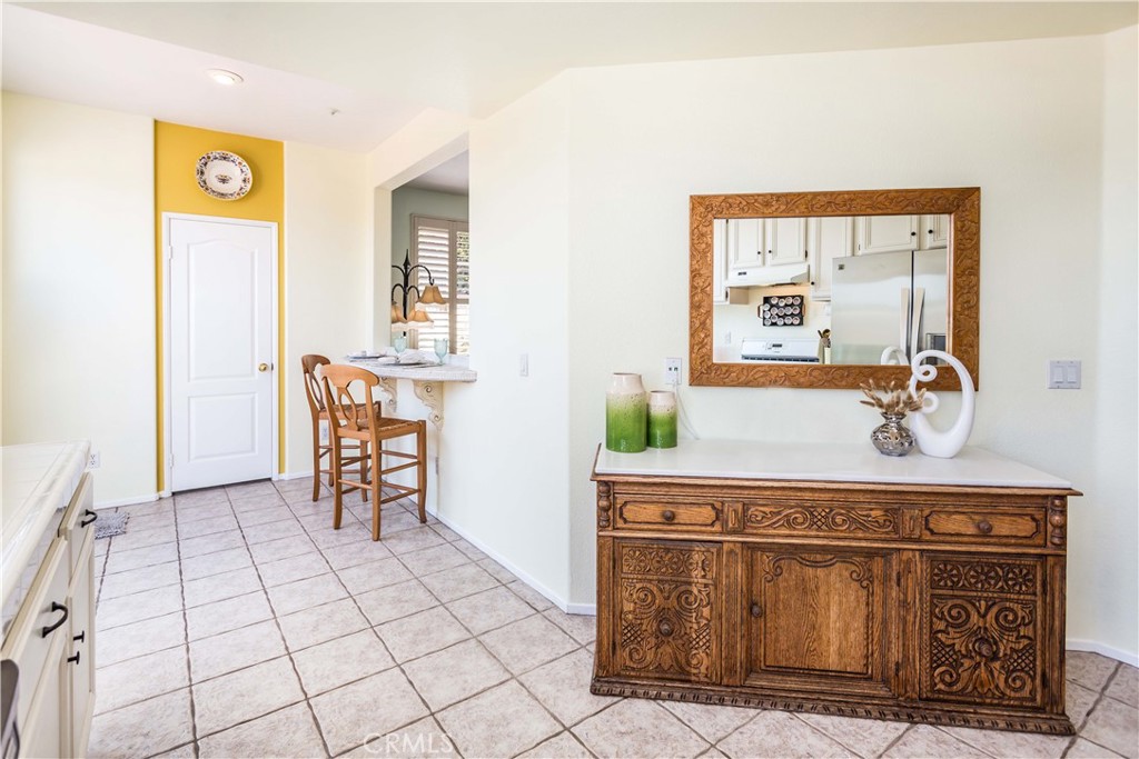1546 Hastings Way