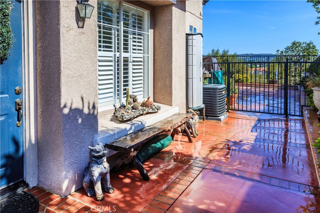 1546 Hastings Way