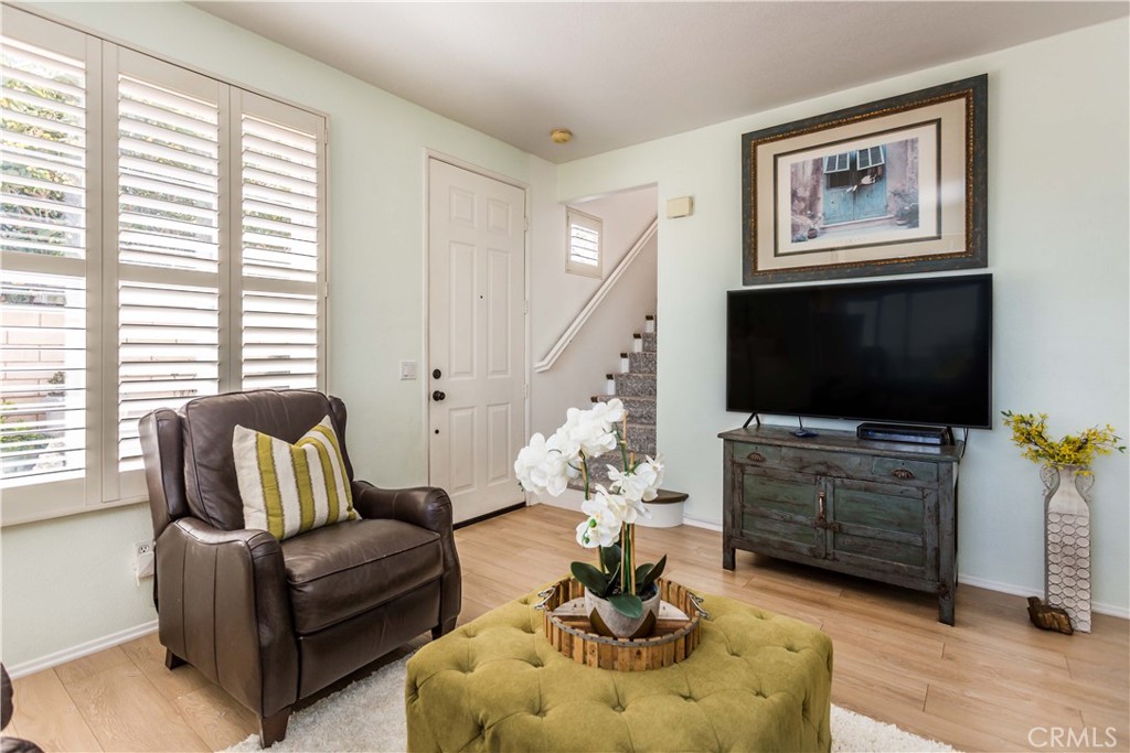 1546 Hastings Way