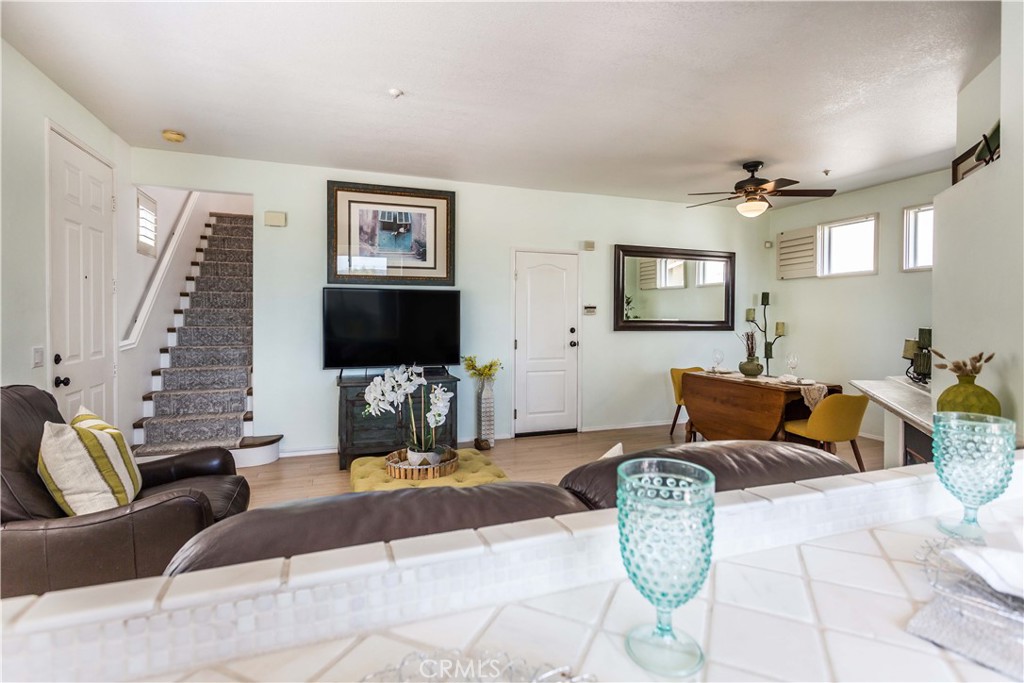 1546 Hastings Way