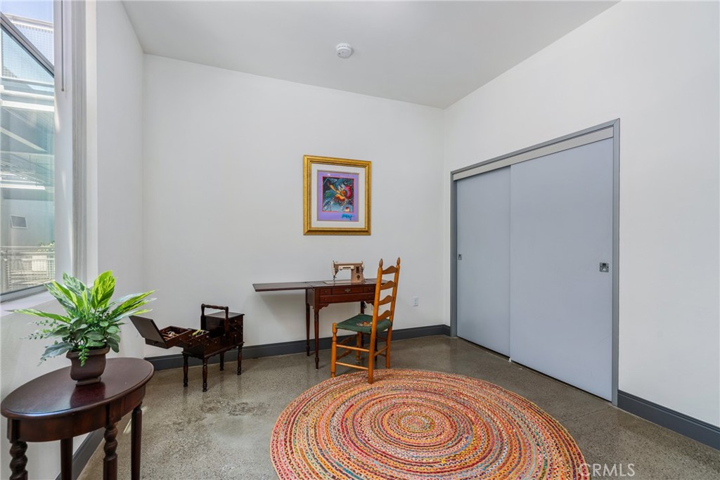 435 W Center Street 335