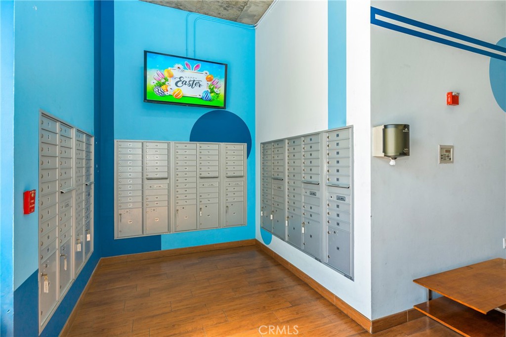 435 W Center Street 335