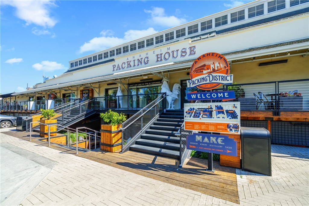 435 W Center Street 335