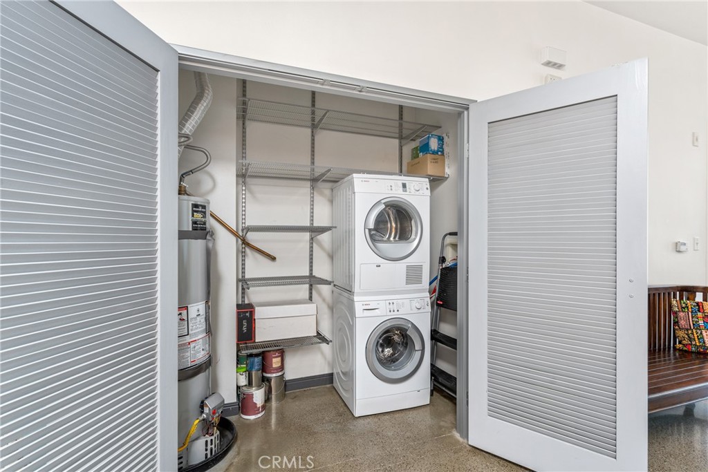 435 W Center Street 335