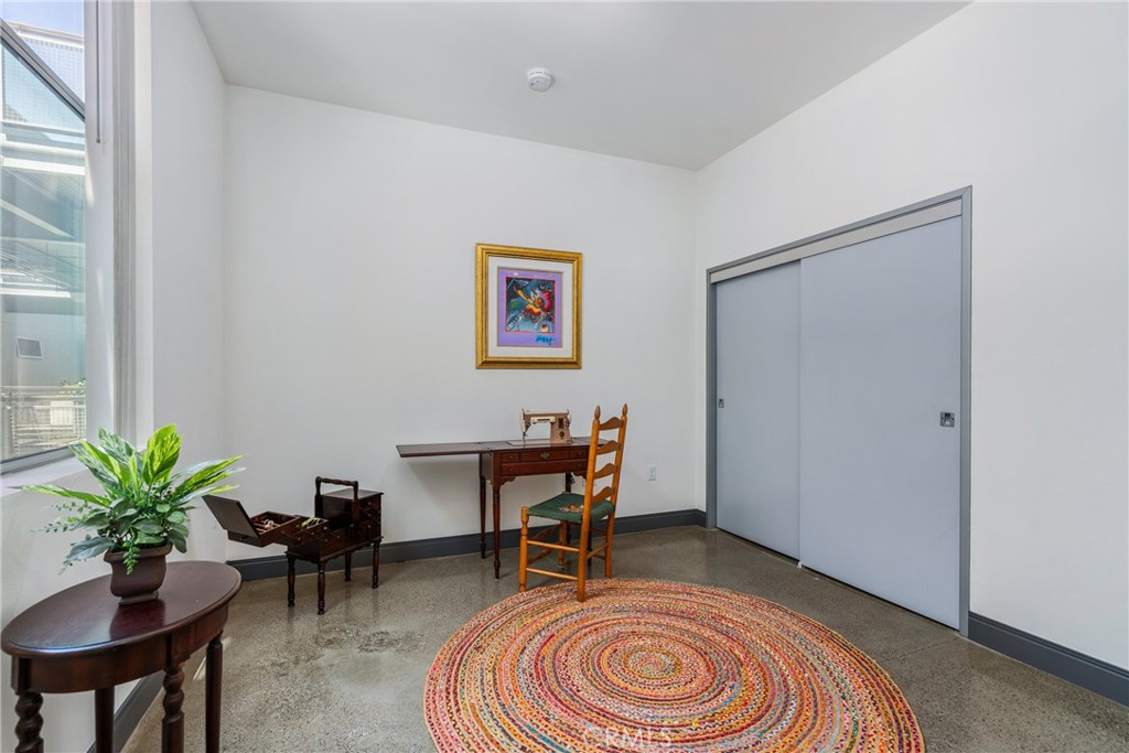 435 W Center Street 335