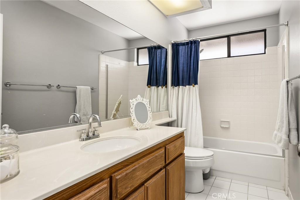 31976 Lazy Glen Lane