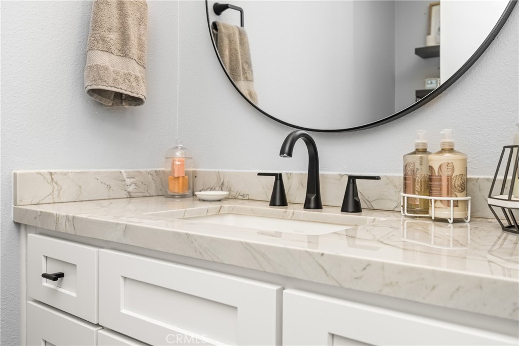 31976 Lazy Glen Lane