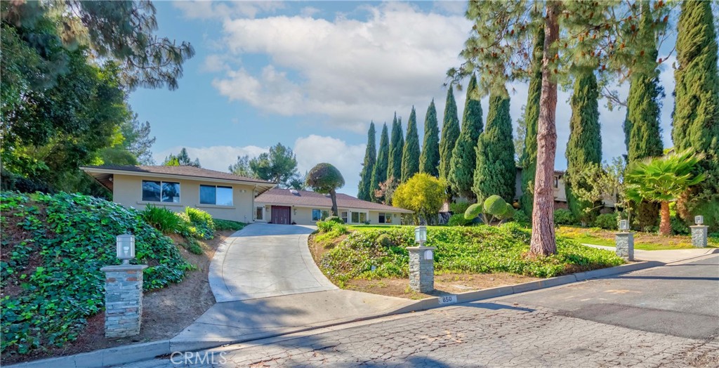 850 Rancho Circle