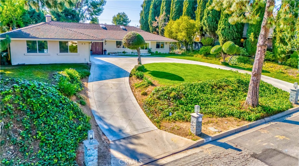 850 Rancho Circle