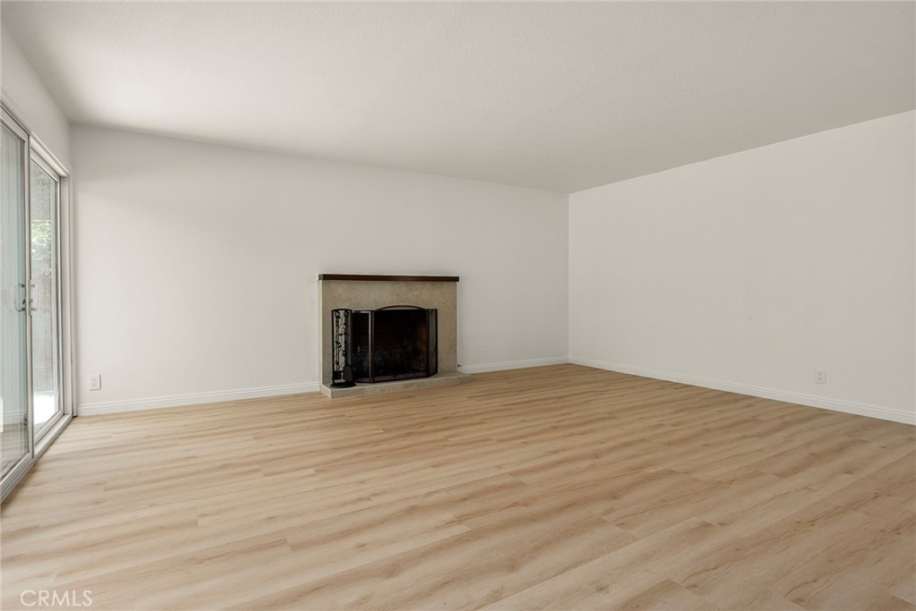 4001 E Sherwood Avenue