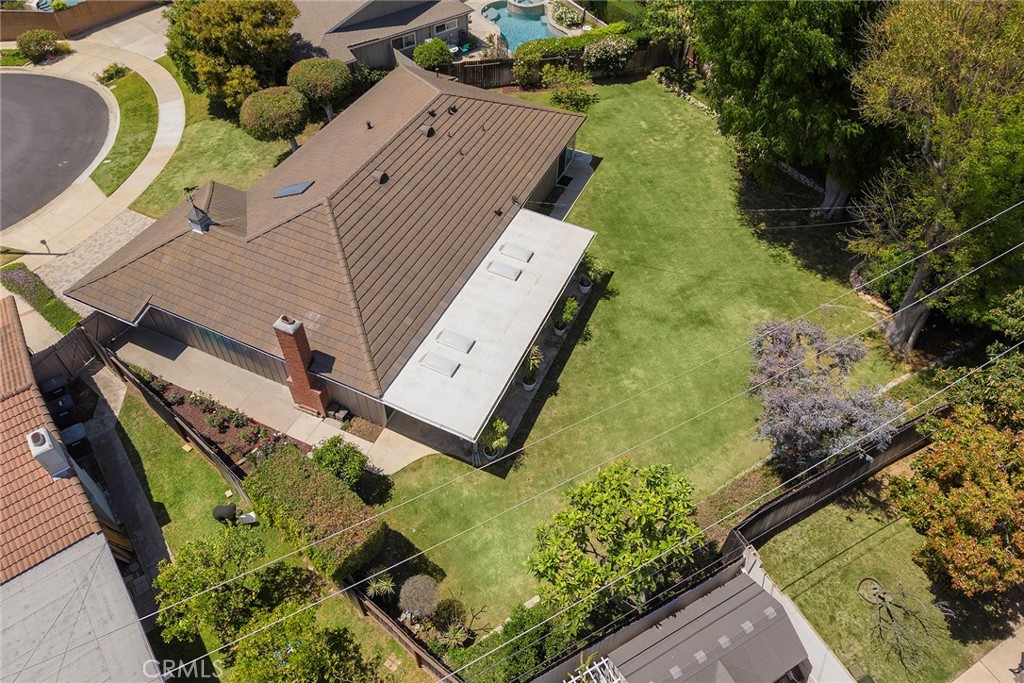 4001 E Sherwood Avenue