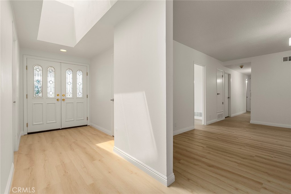 4001 E Sherwood Avenue