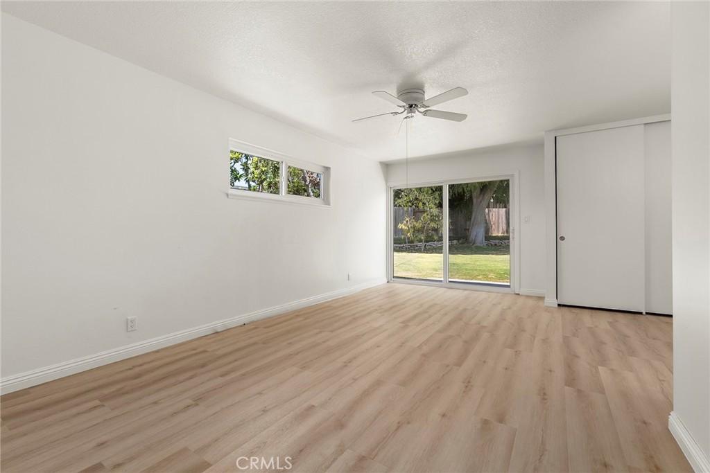 4001 E Sherwood Avenue