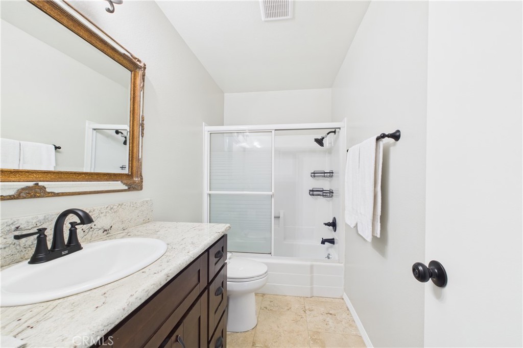 729 S Hayward Street 3