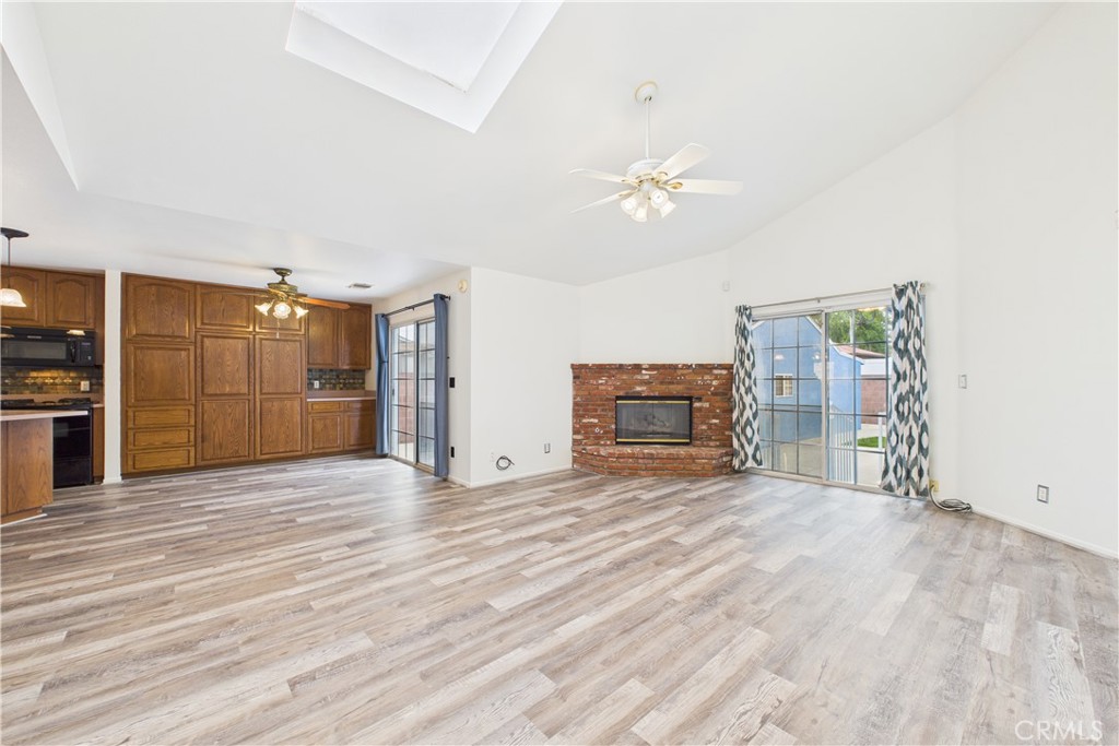 2021 Knoxville Avenue