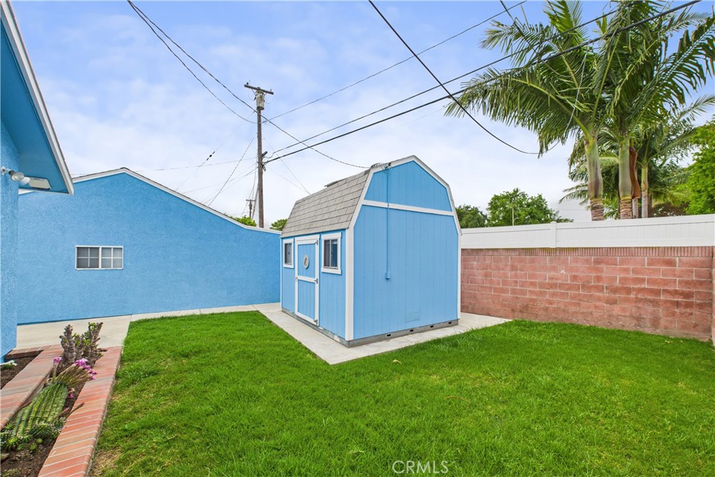 2021 Knoxville Avenue