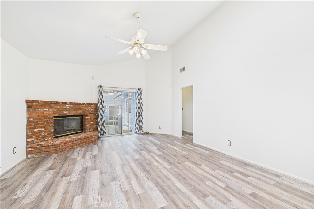 2021 Knoxville Avenue