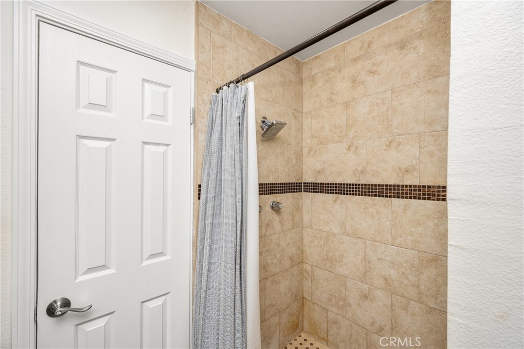 134 S Magnolia Avenue 21A