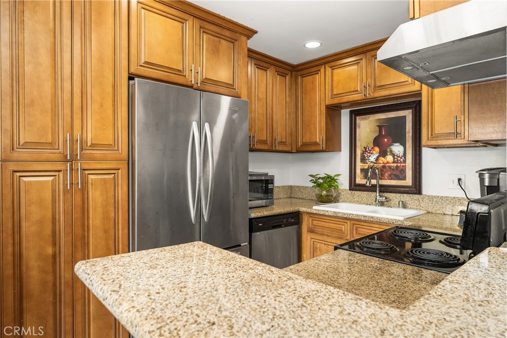 134 S Magnolia Avenue 21A