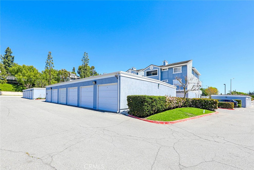 121 S Lakeview Avenue 121F