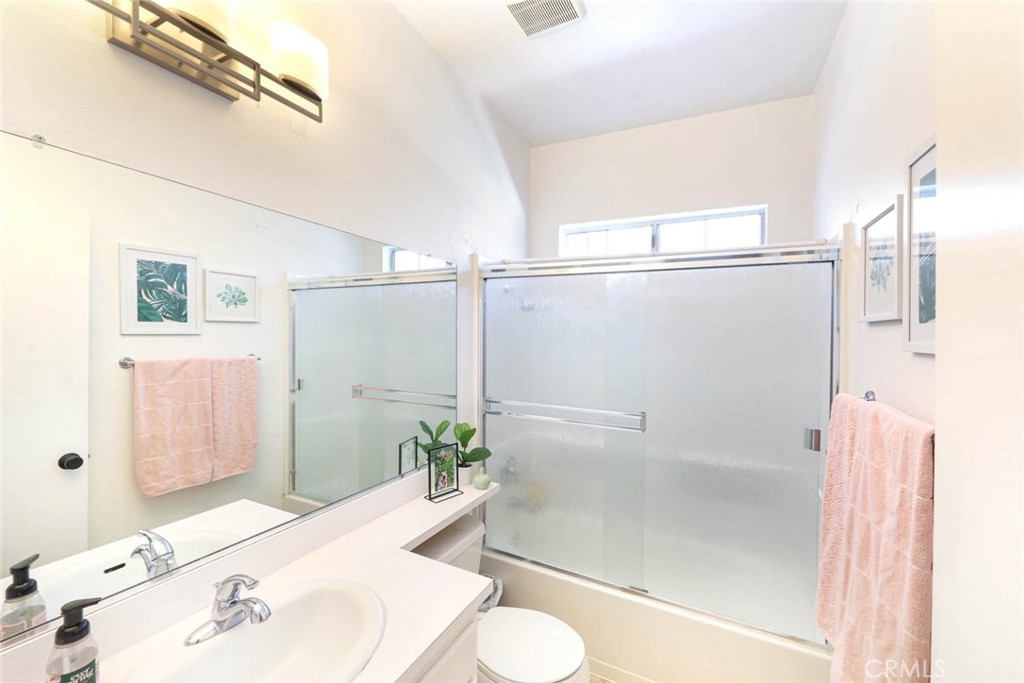 121 S Lakeview Avenue 121F