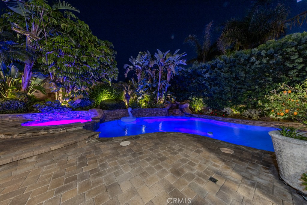 10712 Dorothy Circle